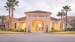 Resort Community 4 Bedroom Family Home, Pool & 15 Min Disney